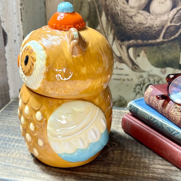 Earthenware Ceramic Owl Jar with Beanie Hat  - - Picture 6 of 12